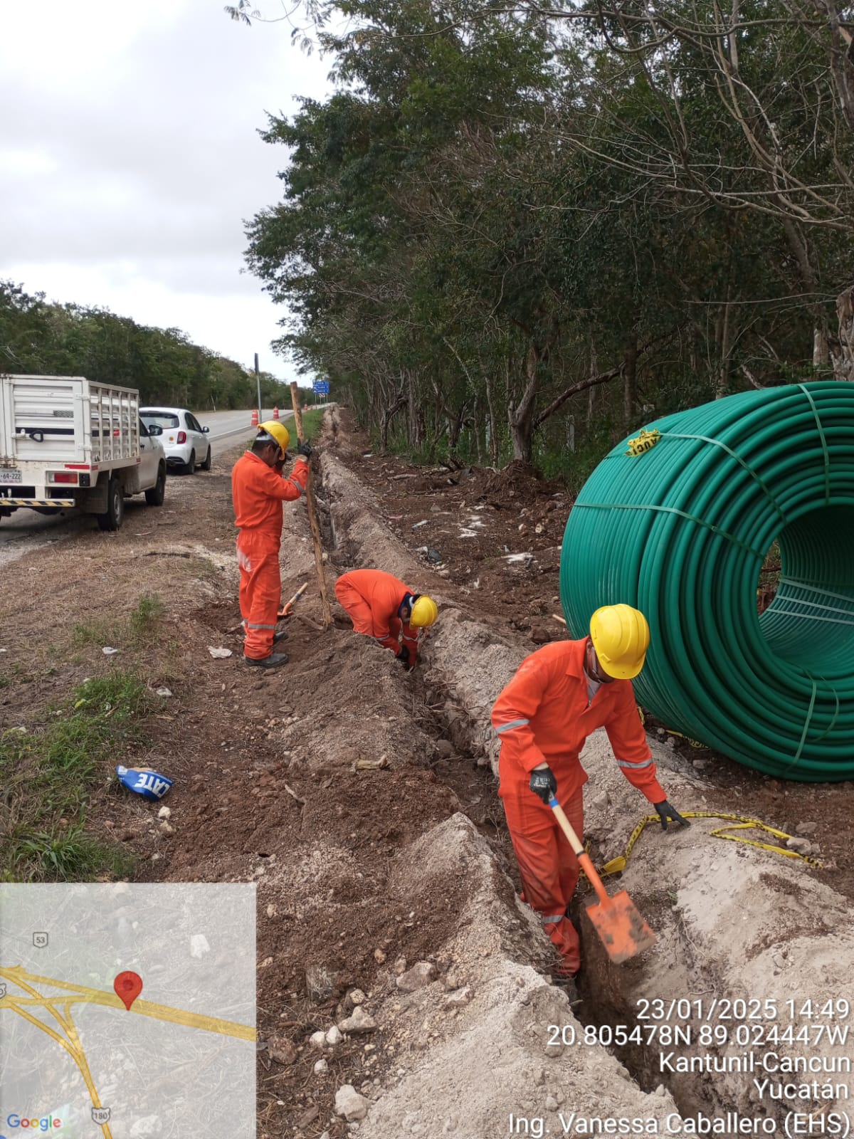 Trabajos de zanjeo en Kantunil, Yucatán